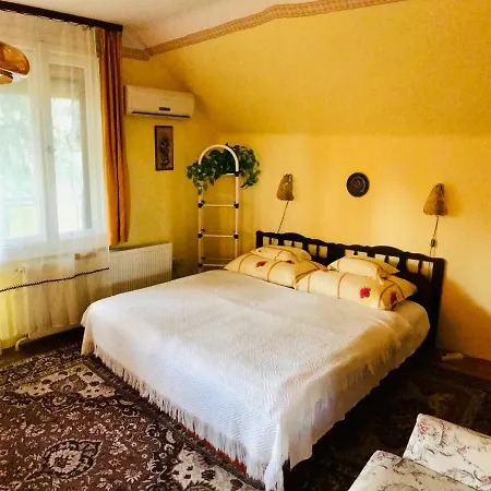 Aranylo Apartman2