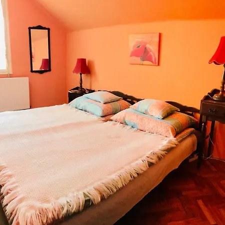 Apartment Aranylo Apartman2 *